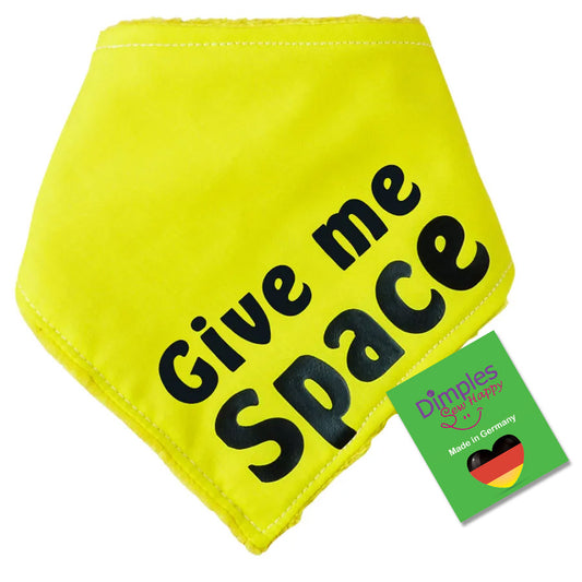 Keep Distance - yellow warning bandana for dogs that are nervous, anxious, in heat, aggressive or in training